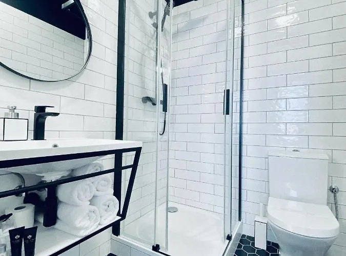 بيت ضيافة Mono - Adults Only